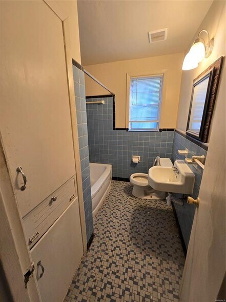 Building Photo - 3444 Audubon Rd