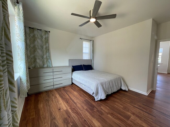 Building Photo - 394 Kahoma Village Loop