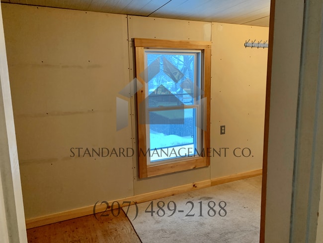 Building Photo - Charming Waterville Home with 3 Bedrooms and 2 Baths