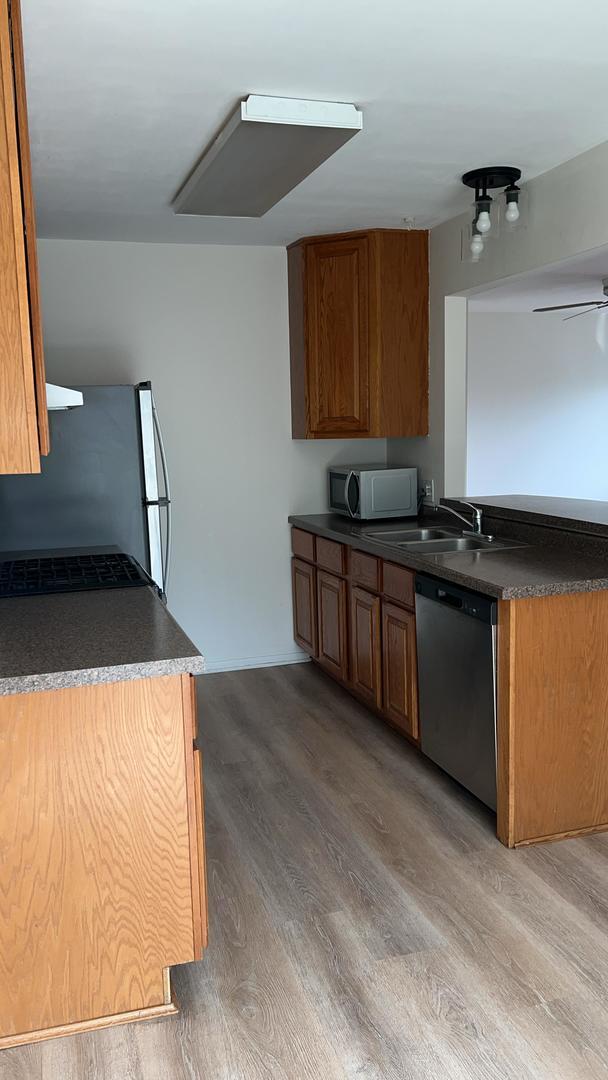 Building Photo - 724 Whitesail Dr