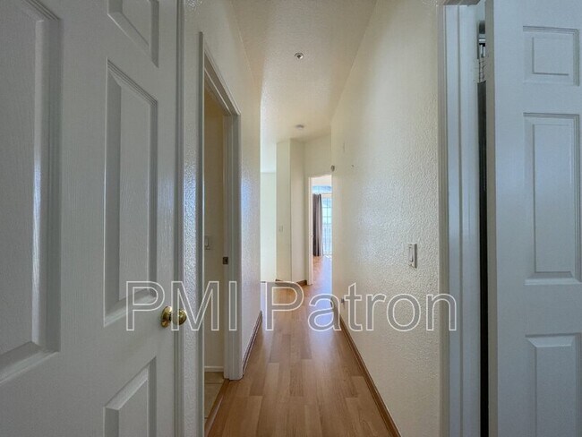 Building Photo - 4548 Montecito Dr