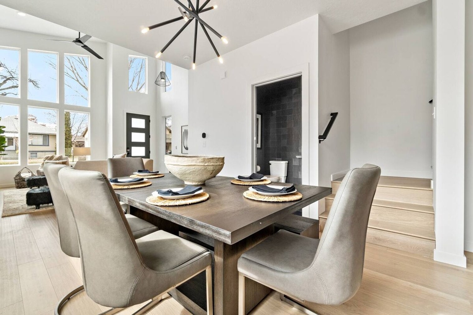 Building Photo - 1530 S Denver Ave