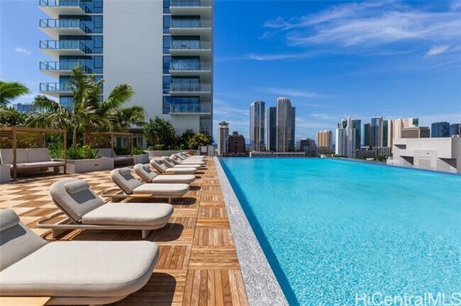 Building Photo - Ready to Move in Brand New Condo! Fully Furnished! 2 Bed/2 Bath/1 Parking at The Park on Ke‘eaumoku!