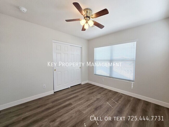 Building Photo - 8789 Ashley Park Ave