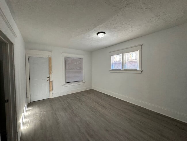 Building Photo - 3069 N 29th St