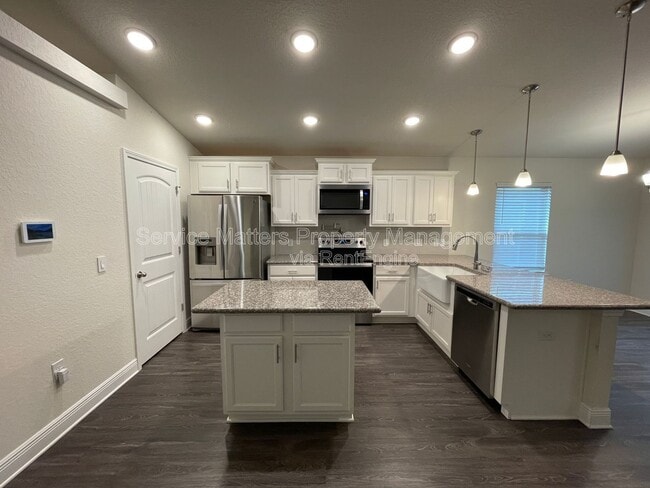 Building Photo - 5153 Peach Dr