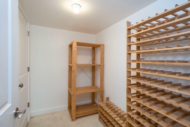 Building Photo - 920 Stagi Ct