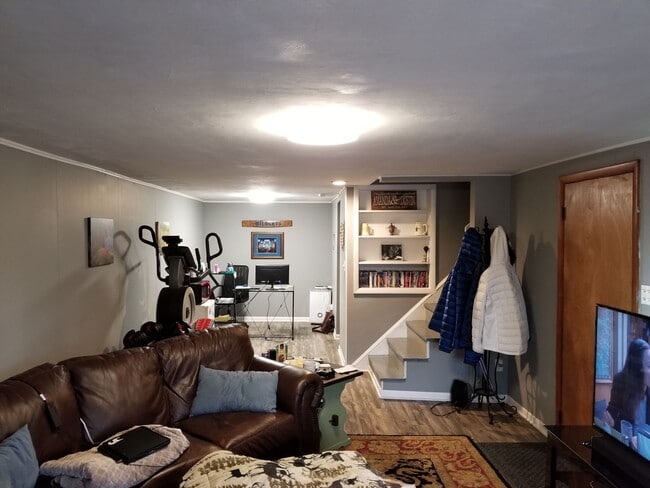 Building Photo - Ridgewood