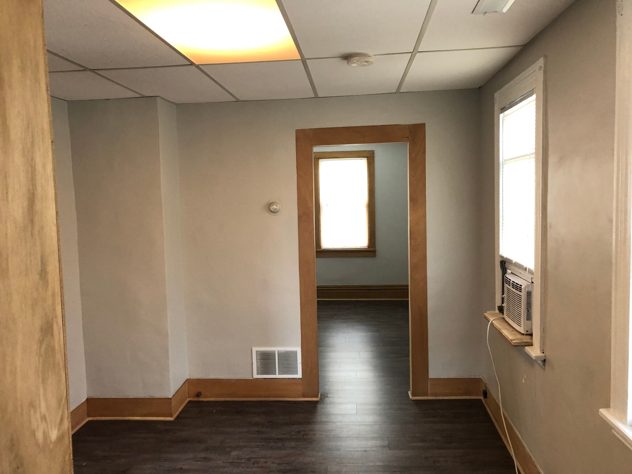 Building Photo - 1579 E 32nd St