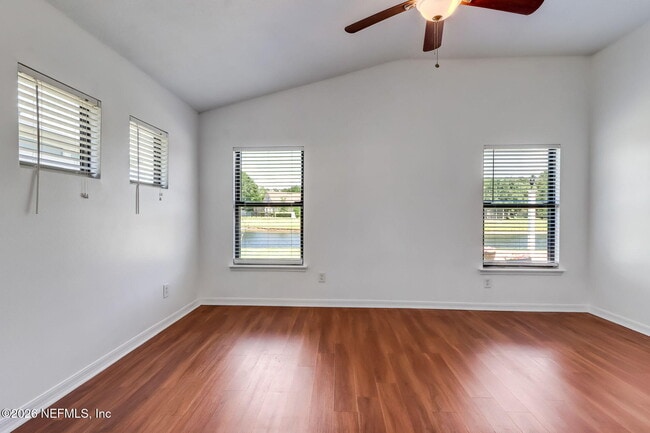 Building Photo - 566 Longmill Ln