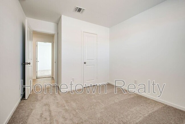 Building Photo - 9724 NW 124th St