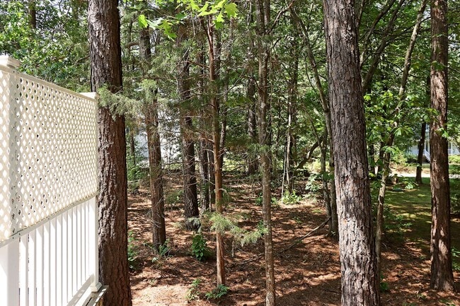 Building Photo - Move-In Ready, Dog-Friendly Preddy Creek Home