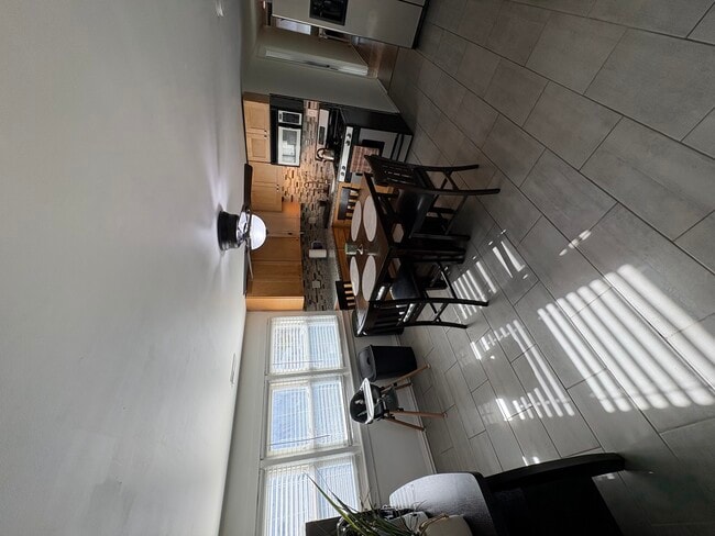 Building Photo - 113 Washington Ave