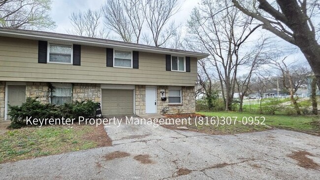 Building Photo - 1010 S Osage St