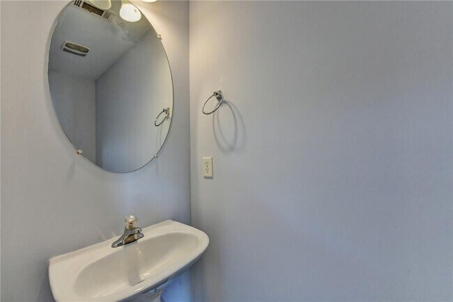 Building Photo - 831 New Liberty Way