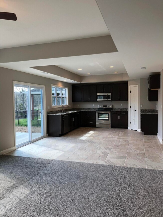 Building Photo - 7414 Pemberton Dr