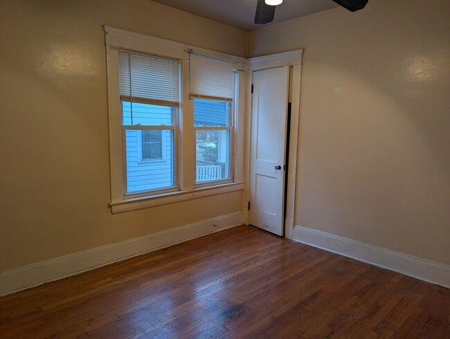 Building Photo - 3160 Meadowbrook Blvd