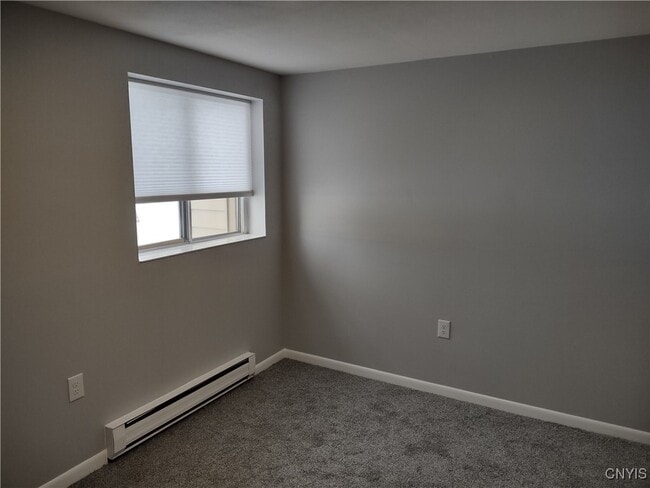 Building Photo - 153 Watertree Dr