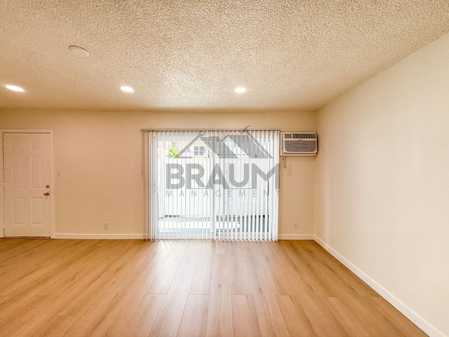 Building Photo - 5433 Sepulveda Blvd