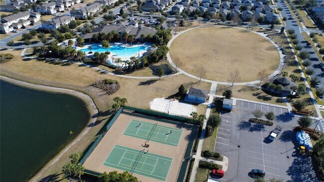 Building Photo - 10070 Tawny Mdw Aly