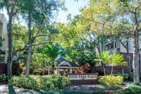 Building Photo - 1000 W Horatio St