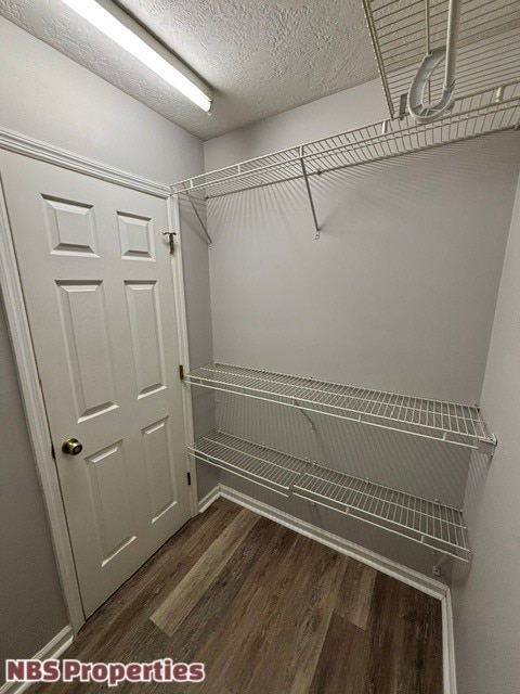 Building Photo - 4520 Ventura Dr