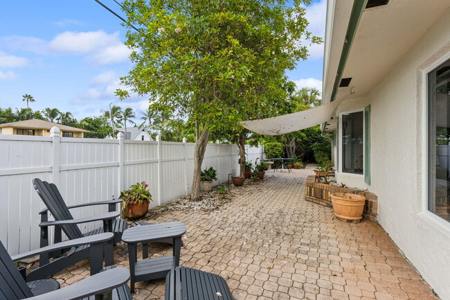 Building Photo - 10 Sailfish Ln