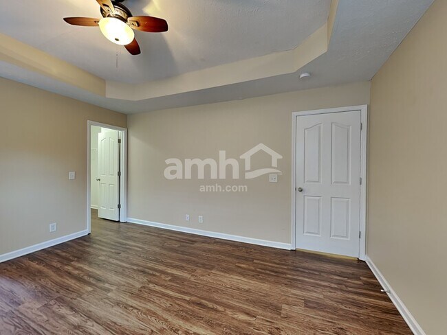 Building Photo - 1228 Shannon Ln