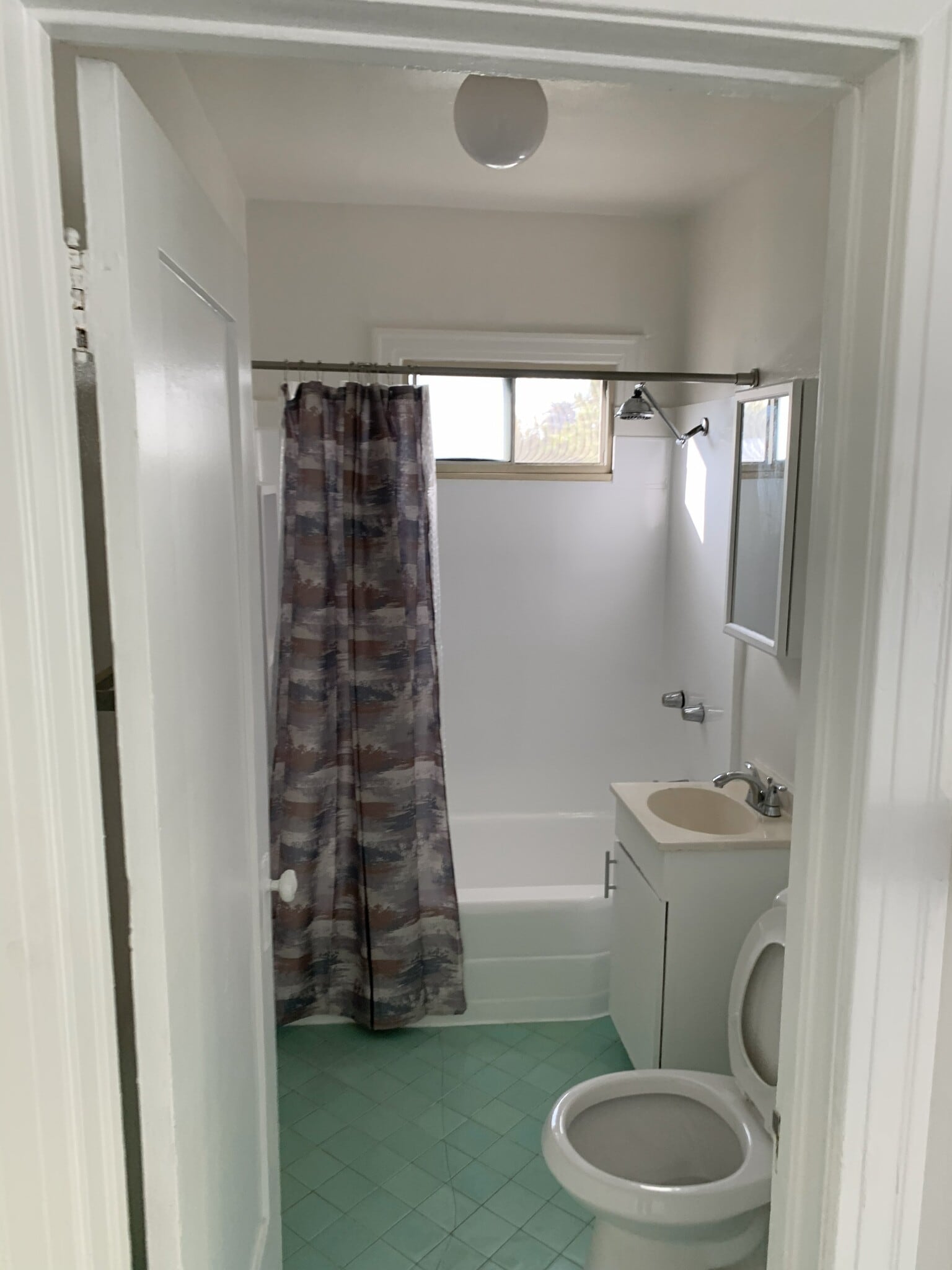 Building Photo - 5730 1/2 La Mirada Ave