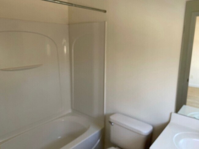 Building Photo - Walk To Shop and Dining - Fantastic North Charlotte Location