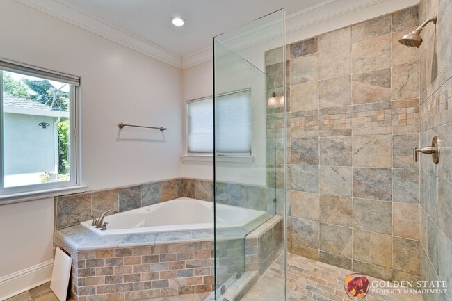Building Photo - Stunning 3,278 square foot 4 Bedroom 3.5 b...