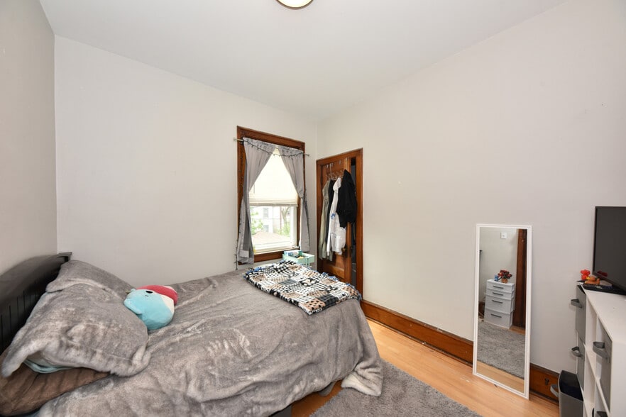Bedroom 2 - 2853 N Murray Ave