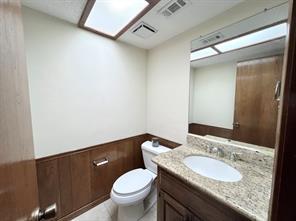 Building Photo - 10903 Leafwood Ln