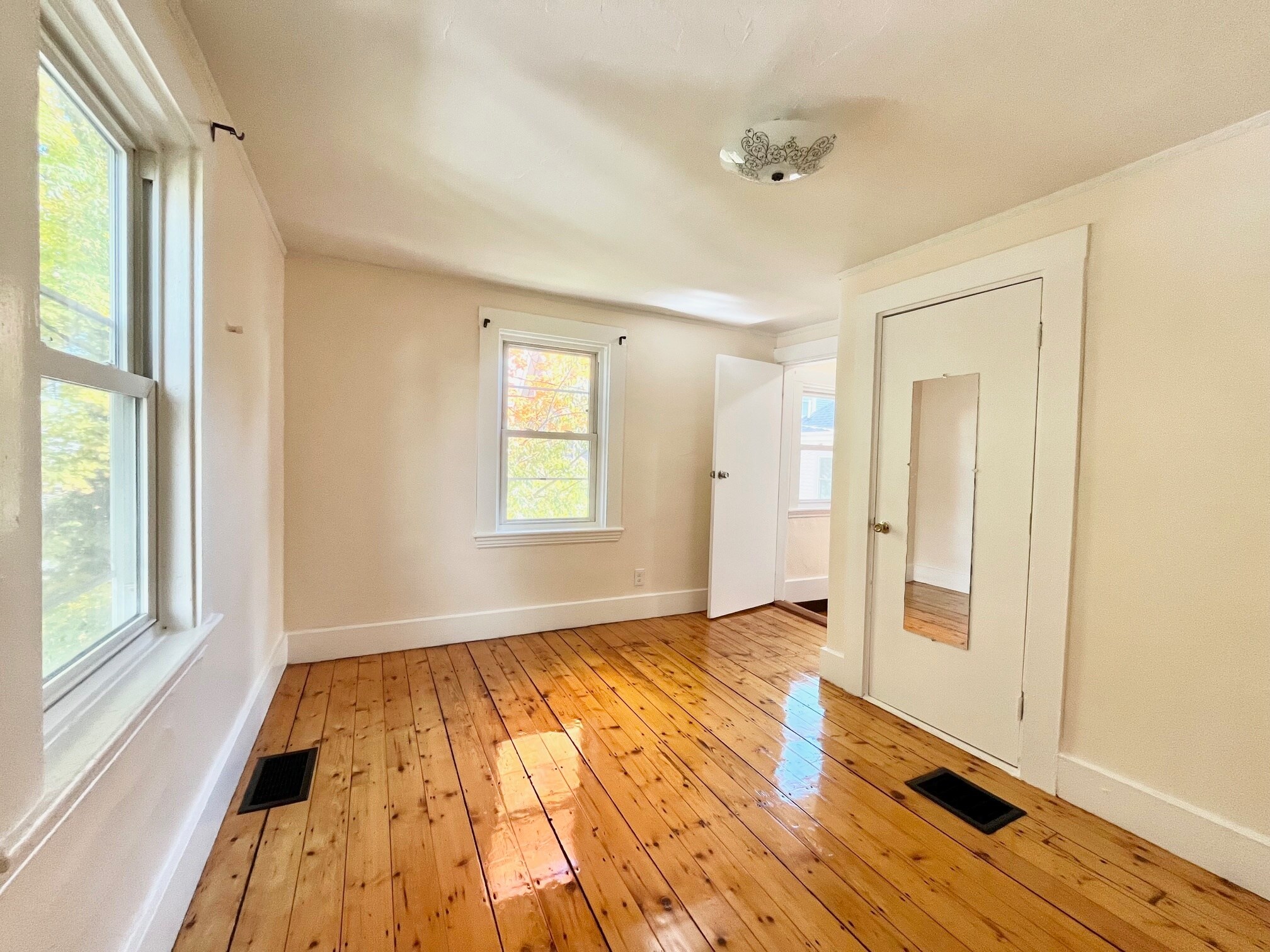 Building Photo - 7 Griggs Pl