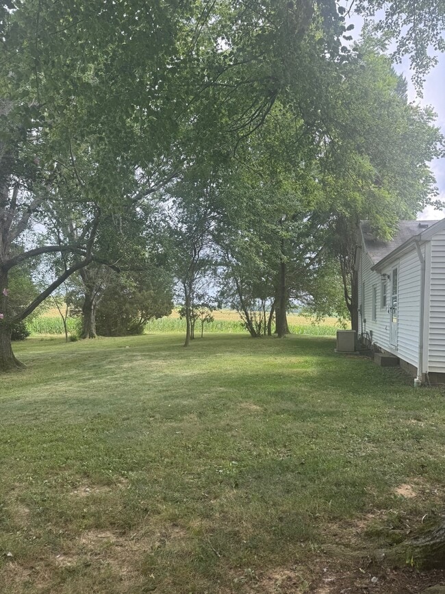 Primary Photo - 758 E County Rd 750 N