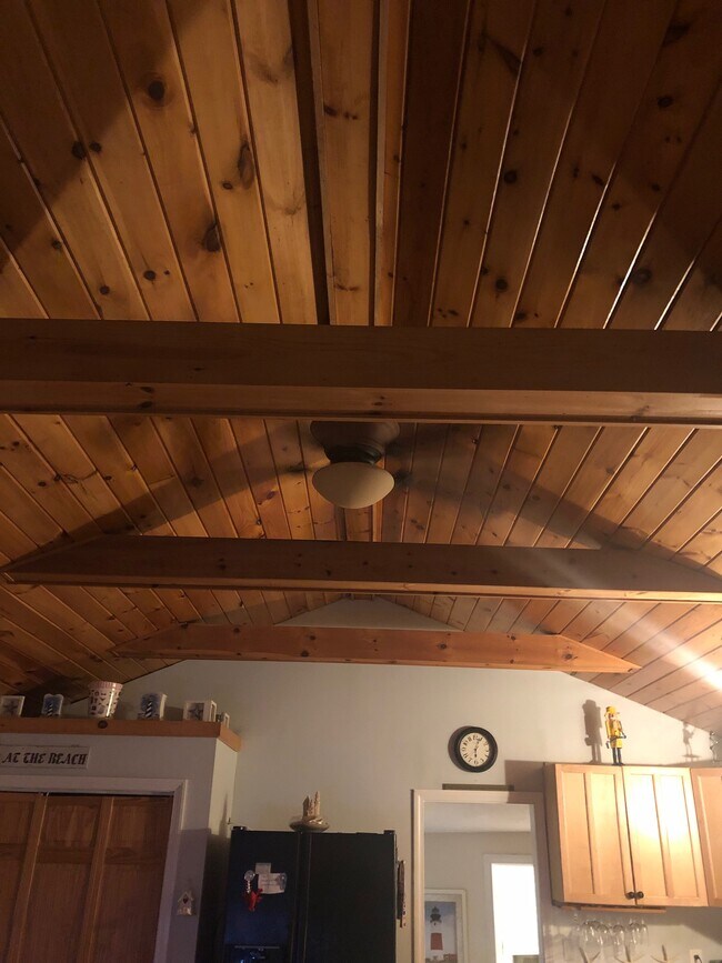 Building Photo - 11 W View Ln