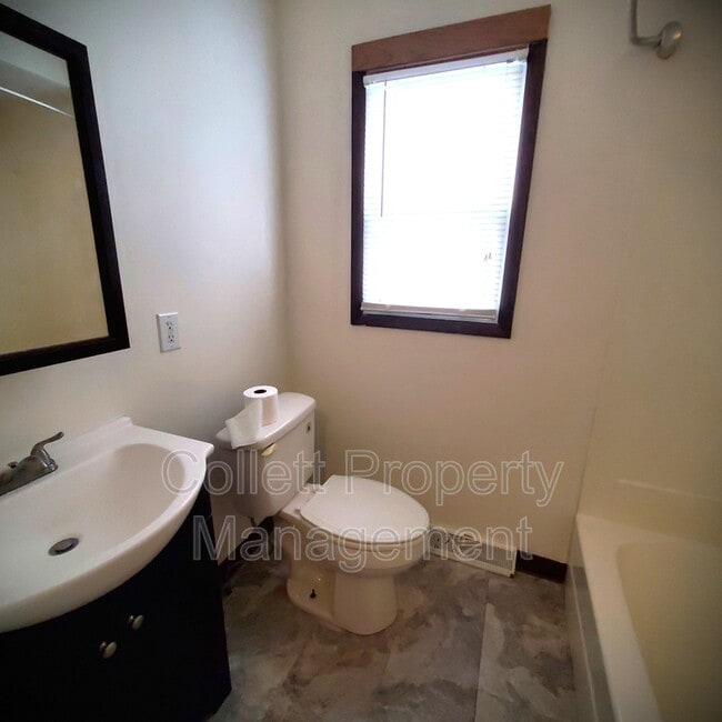 Building Photo - 6627 State Rd