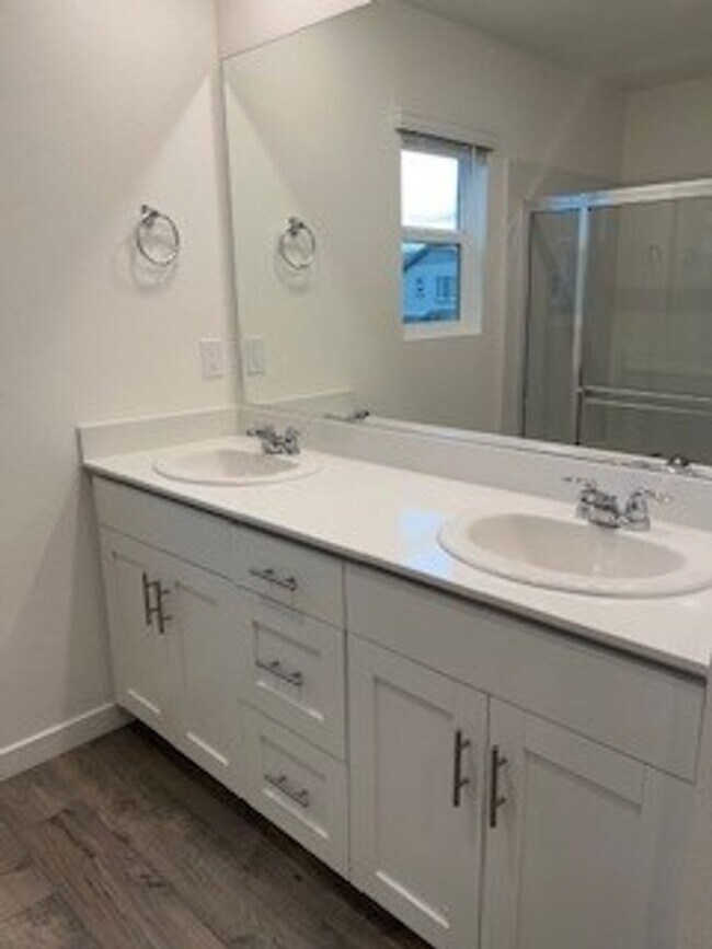 Building Photo - Brand new four bedroom, two and one half b...