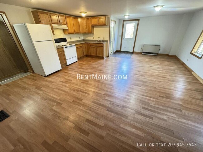 Building Photo - 101 Main Rd