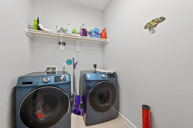 Building Photo - 18619 Greenwood Mdw Trl