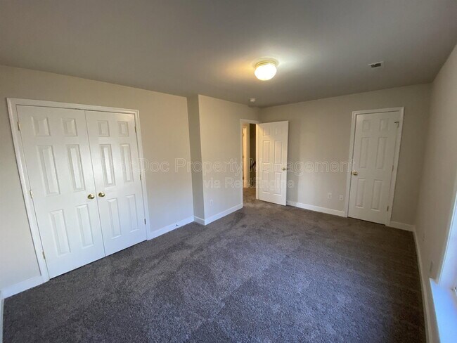Building Photo - 4106 Parapet Ct
