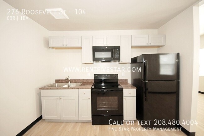 Building Photo - 276 Roosevelt St