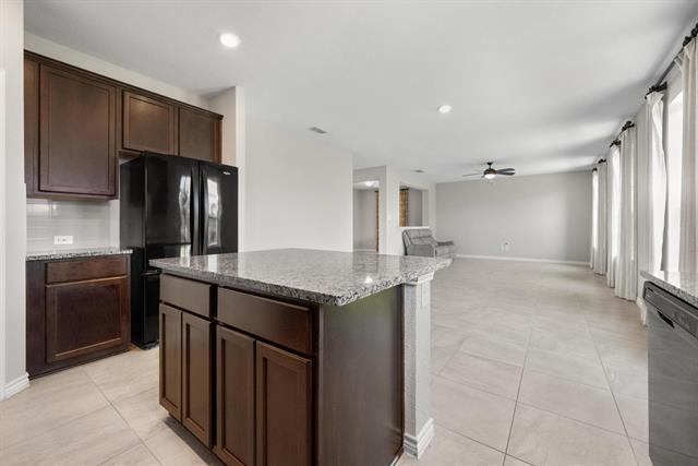 Building Photo - 3409 Keechi Creek Dr
