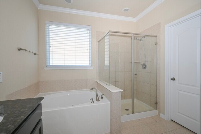 Building Photo - 10107 Forrester Trail