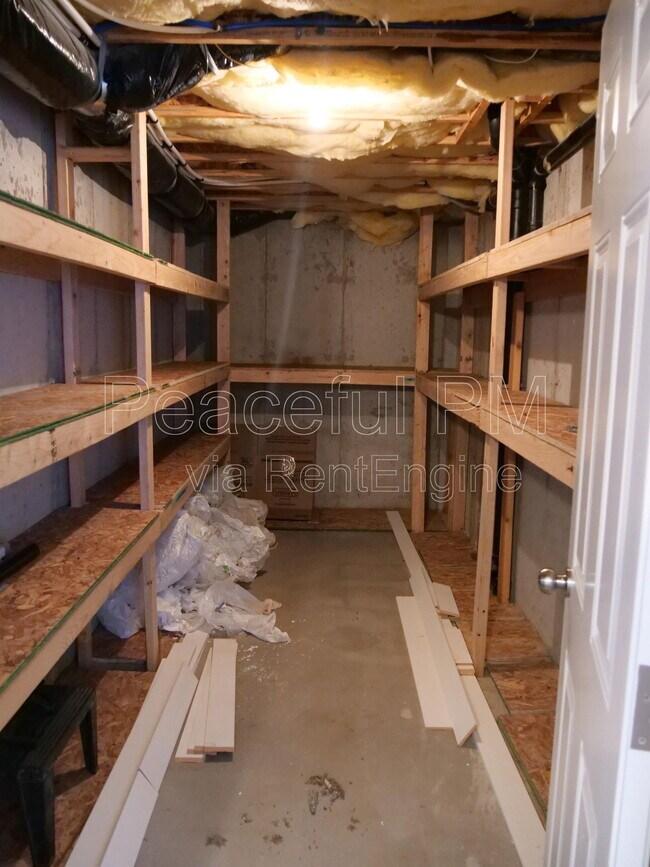 Building Photo - 1878 Juniper Dr