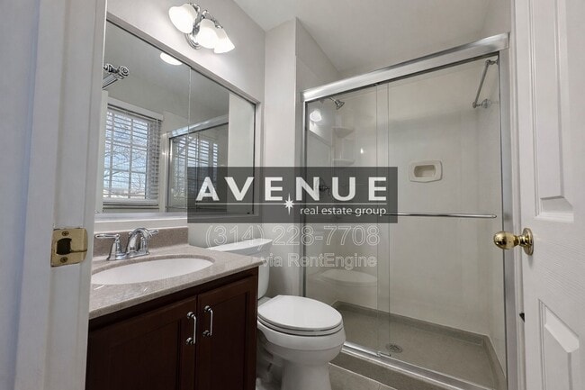 Building Photo - 412 Claymont Dr