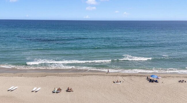 Building Photo - 3000 S Ocean Blvd