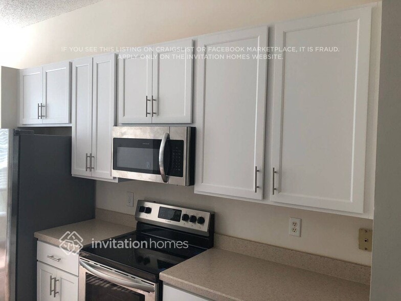 Building Photo - 86257 Fieldstone Dr