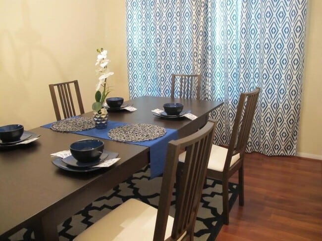 Building Photo - 3006 Thicket Path Way