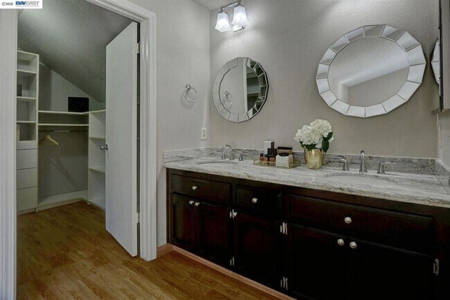 Building Photo - $4190 / 3BR GORGEOUS ARDENWOOD HOME IN NORTH FREMONT